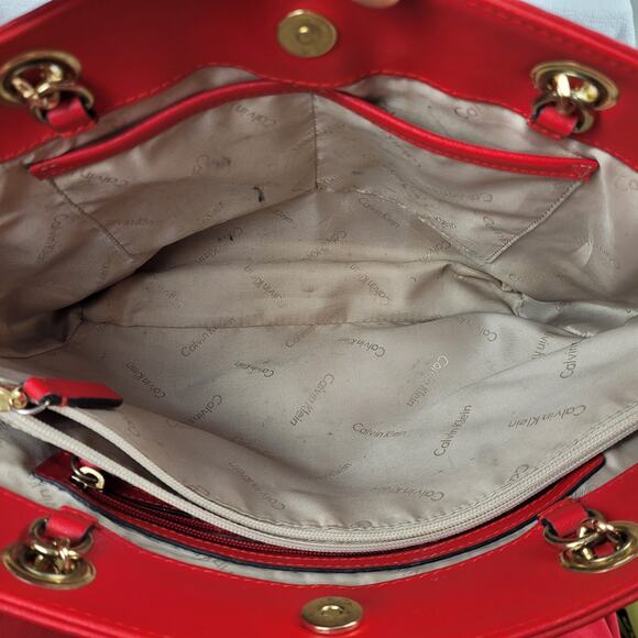 Calvin Klein Hayden red saffiano leather chain strap tote bag - Picture 6 of 7